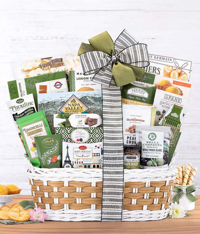 Gourmet Delights Deli &amp; Sweets Basket