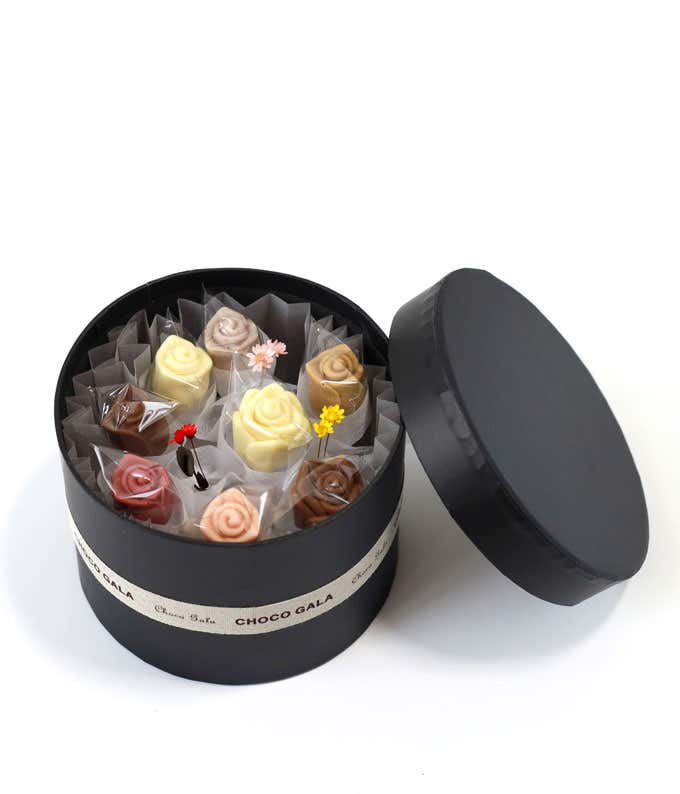 Chocolate Rose Garden - Black